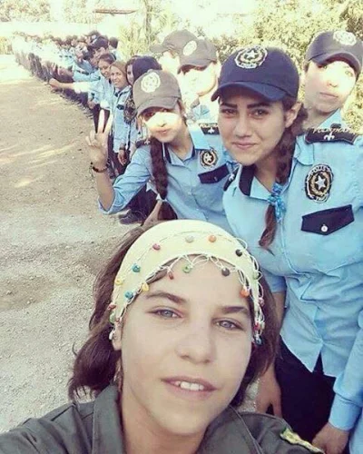 A.....w - Policja w syryjskim Kurdystanie ( ͡° ͜ʖ ͡°)

#syria #kurdystan