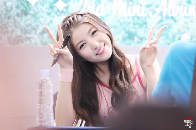 K.....o - #sowon #gfriend 
#koreanka