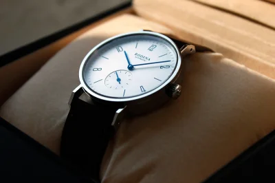 Ostah - #watchboners #zegarki 

No i pierwszy mechaniczny (a ogólnie drugi w życiu)...