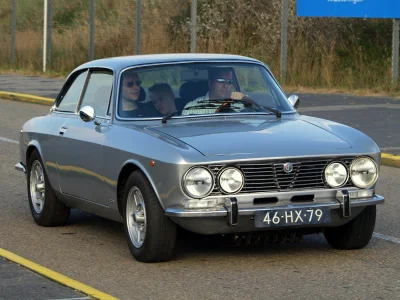 ArpeggiaVibration - Alfa Romeo 2000 GTV
#motoryzacja #samochody #alfaholicy #alfarom...