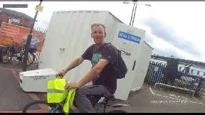 WhyCry - Policyjny pościg na rowerze
#zlodzieje #karma #poscigi