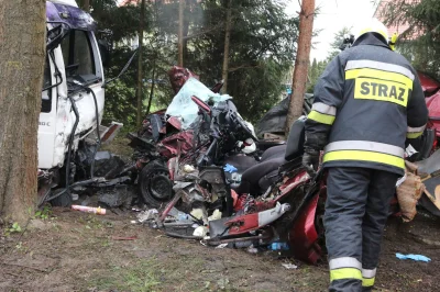 a-lexis - Widziałem dzisiaj straszny śmiertelny wypadek vectry b i sam też takim czym...