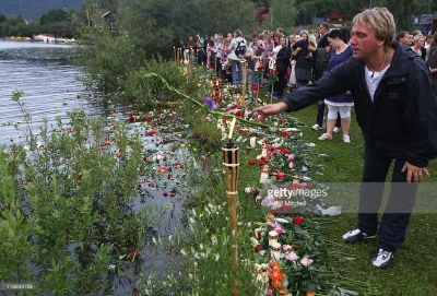 giku - @fryferykkompot: A tu naiwni Norwegowie wysypuja kwiatuszki na znak protestu p...