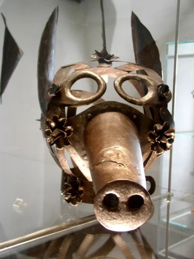 myrmekochoria - Maska wstydu (Niemcy, XIV wiek prawdopodobnie)

SHAME!

Masek uży...
