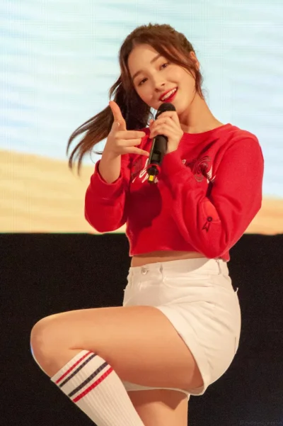 XKHYCCB2dX - #nancy #momoland 
#koreanka #mojezdjecie #tworczoscwlasna