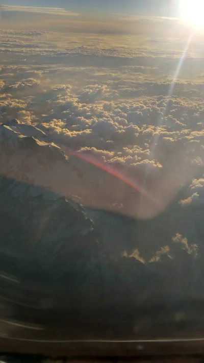 Seretein - Mireczki, cyknąłem takie zdjęcie podczas lotu samolotem nad Alpami. To w r...