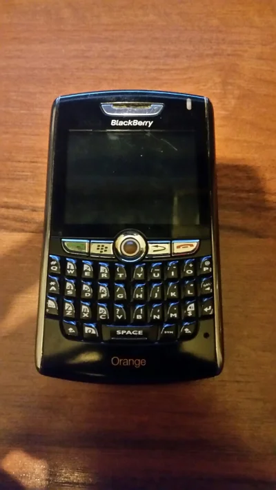 Jankez - #rozdajo BlackBerry 8800, działa ale trzeba wymienić baterie bo stara spuchł...