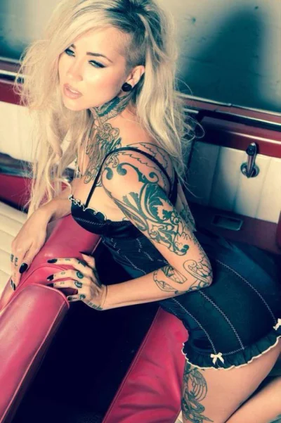 Jasiex - #ladnapani #blondynka #tatuaze