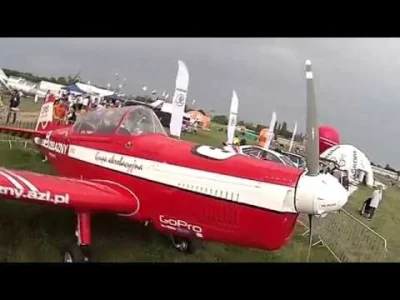 Pszesmiewca - Aerofestifal Poznan 2016 ;)

krótki filmik, bo przez nieoczekiwaną wi...