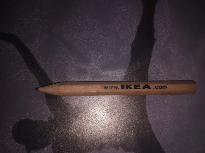 A.....m - #rozdajo ołówek z Ikei 

wysyłka na koszt szczęśliwego zwycięzcy 
losowa...