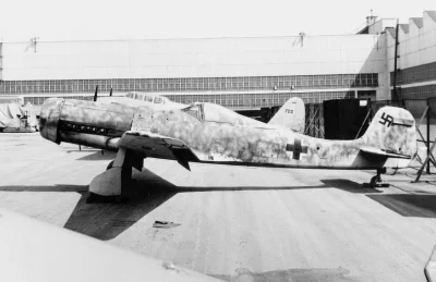 romo86 - chyba najlepszy myśliwiec okresu II WW



#aircraftboners #drugawojnaswiatow...