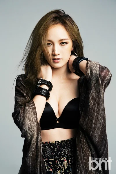 K.....o - #jia #missa 

#koreanka #chinka