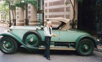 galmok - Allen Swift i Rolls Royce, którym jeździł przez... 77 lat.
W 1928 roku pan S...