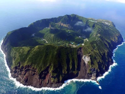 kono123 - Wulkan Aogashima

300 km na południe od Tokio znajduje się inna wyspa wul...