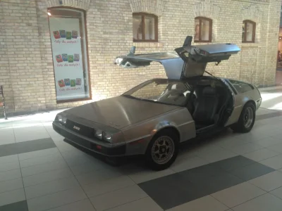 wednes - DeLorean w Plazie w Suwałkach. 

Czas wracac...

#motoryzacja #delorean