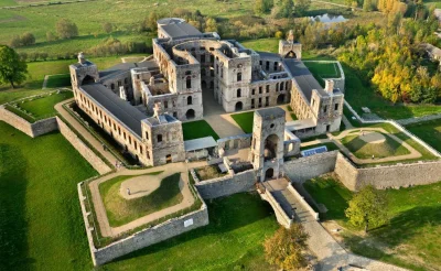 fuuYeah - Drodzy Mircy, czy wiedzieliście że w Polsce jest taki wspaniały zamek jak "...