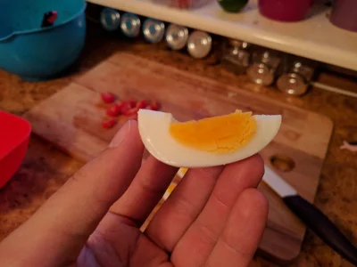 D.....k - Tak wygląda idealnie ugotowane jajko na twardo. Nawet nie próbujcie z tym d...