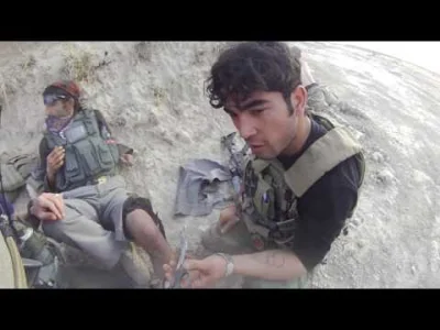 stahs - Stary, ale ciekawy filmik. 25 minut walki z talibami w Afganistanie. W rolach...