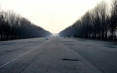 Szamanplemieniatatamahuja - #fotografia #ciekawostki #koreapolnocna 

Autostrada w Ko...