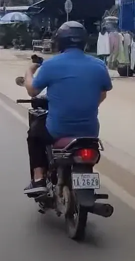 m-smoke - #raportzpanstwasrodka Nasz reporter wojenny Marcin Ferjer zmierza ku granic...