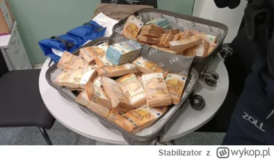 Stabilizator - #ukrainskaprasa

"W Niemczech ukraiński emeryt miał przy sobie 455 000...
