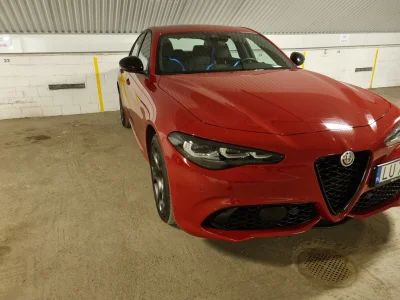 LubieSzaszylkiZLublina - @Cztero0404 to teraz pokaż czym ty jeździsz ( ͡º ͜ʖ͡º)