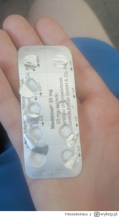 Y4b4d4b4doo - Zjedzone kopie brum brum #narkotykizawszespoko #stymulanty