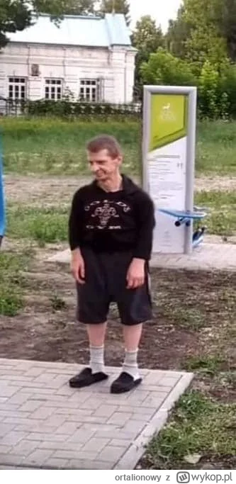 ortalionowy - @BasTajpan: bo on nie wiedział gdzie te sanie