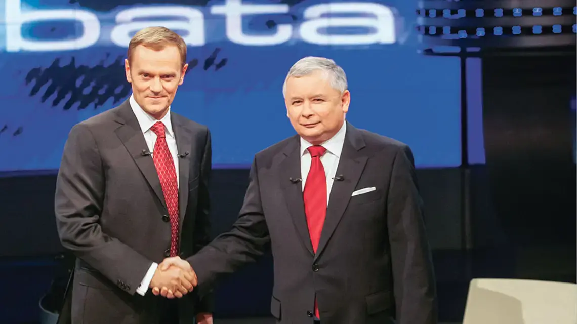 sudosu- - Ciekawe kto wygra ten braterski, szlachetny pojedynek polityczny. Stawka je...