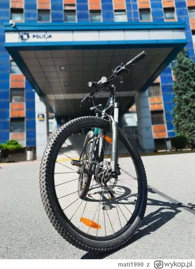 mati1990 - policja na oficjalnym profilu FB przeinacza przepisy ruchu drogowego.
Link...