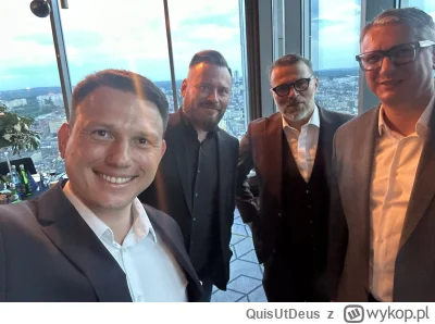 QuisUtDeus - #konfederacja #bekazlewactwa
Ostatnie co widzi fajn0wycz0pek przed rozwo...