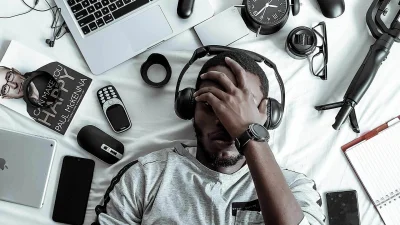 Czolemhotdog - Tldr
Odechciewa się w tej branży zrobić cokolwiek 
ponieważ znalezieni...