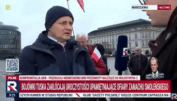 TeresaKorolInvestments - Wy mówicie, że on bezrobotny, a on zdjęcia robi. 
#kononowic...