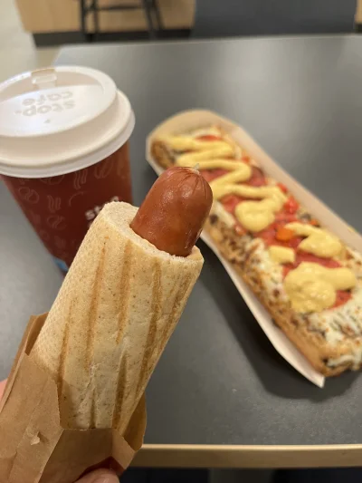 nieudacznikzyciowy - #przegryw 

Obiadek dla huop