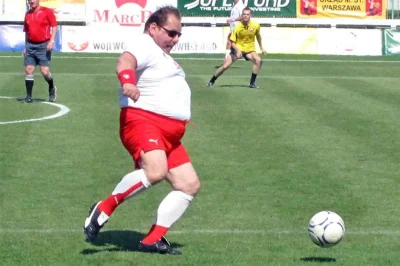 17zjedzskretafeatzary - wszyscy po zakończeniu kariery trzymają formę, tak to wygląda...