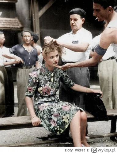 zloty_wkret - Zdjęcie przedstawia scenę publicznego szykanowania kobiety za rzekomy r...