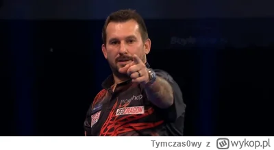 Tymczas0wy - Jonny Clayton wskazujący palcem tych którzy zwątpili w Krzysztofa Ratajs...