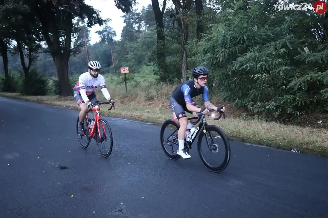 mackra - 293 175 + 12 + 302 = 293 489

Minęły dwa tygodnie od ostatniego 24h maratonu...