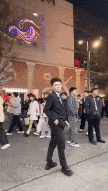 Uuroboros - Chinol biega w miejscu jak szef