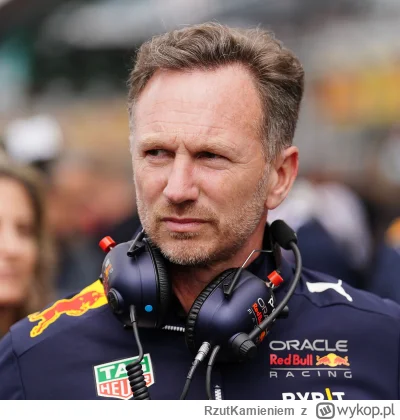 RzutKamieniem - Podobno w Red Bullu to odbyło się tak:

CEO Red Bull Austria (Olivier...