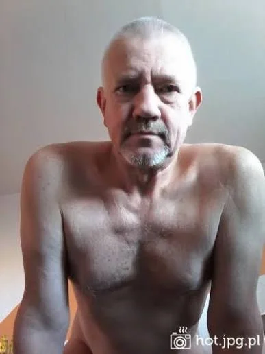 mitomanVander - huop zaraz wykona masaz dla tatełe 

#przegryw