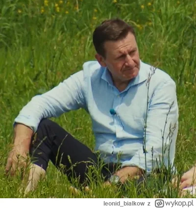 leonid_bialkow - #rolnikszukazony on ma vibe takiego nauczyciela, który jest aż zbyt ...