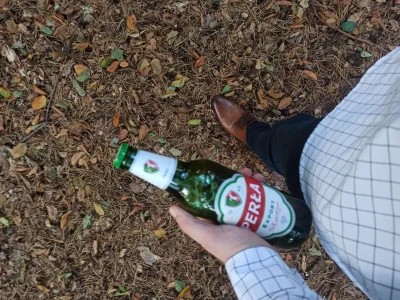 PrzypadkowyCzlowiek - Jak samotnego piwa po robocie na lesie nie przechyle to ciężko ...