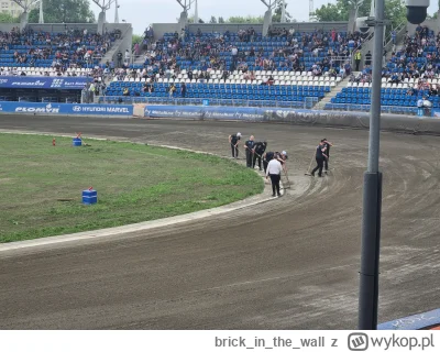 brickinthe_wall - @Leniek: Bo tor był zły, motocykle były złe i opony też były złe