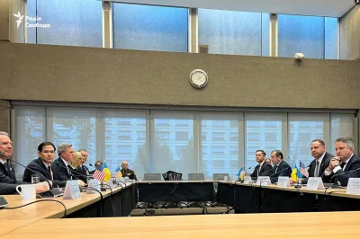 gerwazy-oko - Pojawiło się zdjęcie głównej części negocjacji między delegacjami Ukrai...