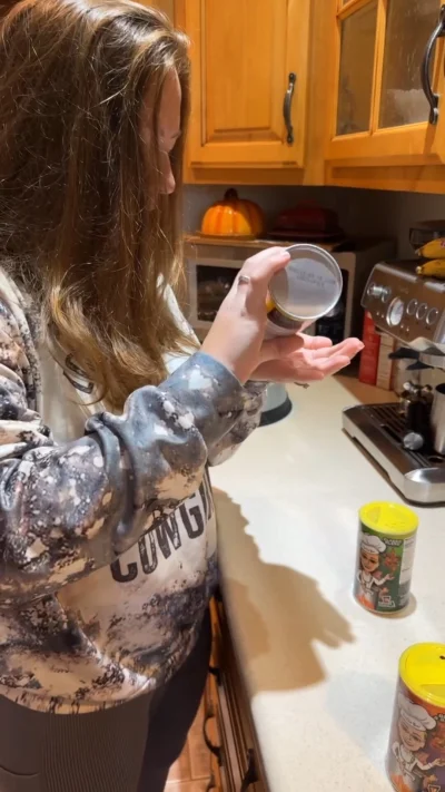 Moczymorda77 - #raportzpanstwasrodka Maupa frejerska w kuchnie.