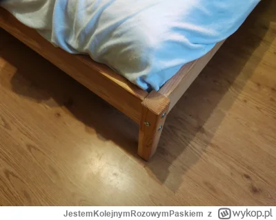 JestemKolejnymRozowymPaskiem - Obijam sobie nóżki o ramę łóżka jak przechodzę obok ( ...