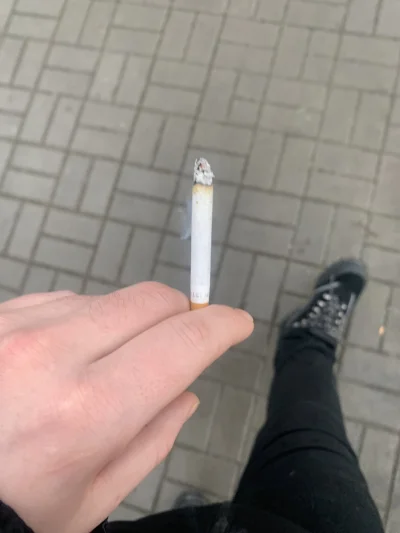 lvbie_placki - #przegryw kupiłem krople dla shizoli i wracam palac lm czerwone sety