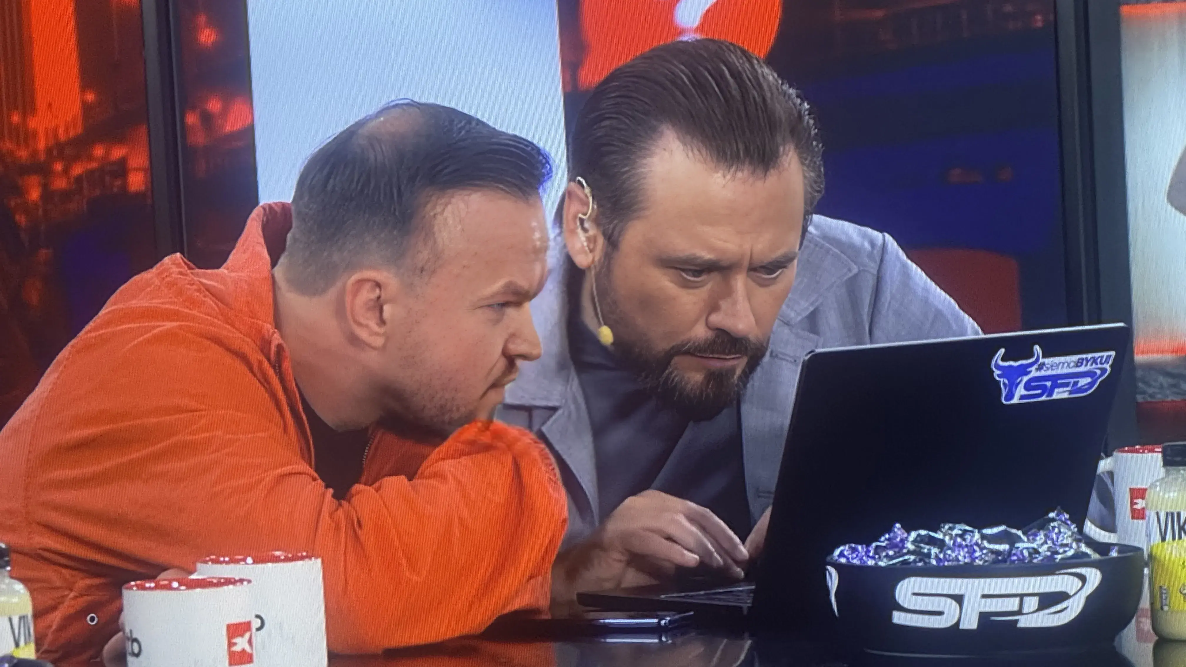 Sinti - stanowski i @sperg44 analizują wymianę wiadomości na wykopie z @bartek-brog i...