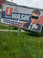 hanamontana_ - Ktoś w Olsztynie poprawił plakat. Teraz wygląda to o wiele lepiej ( ͡°...